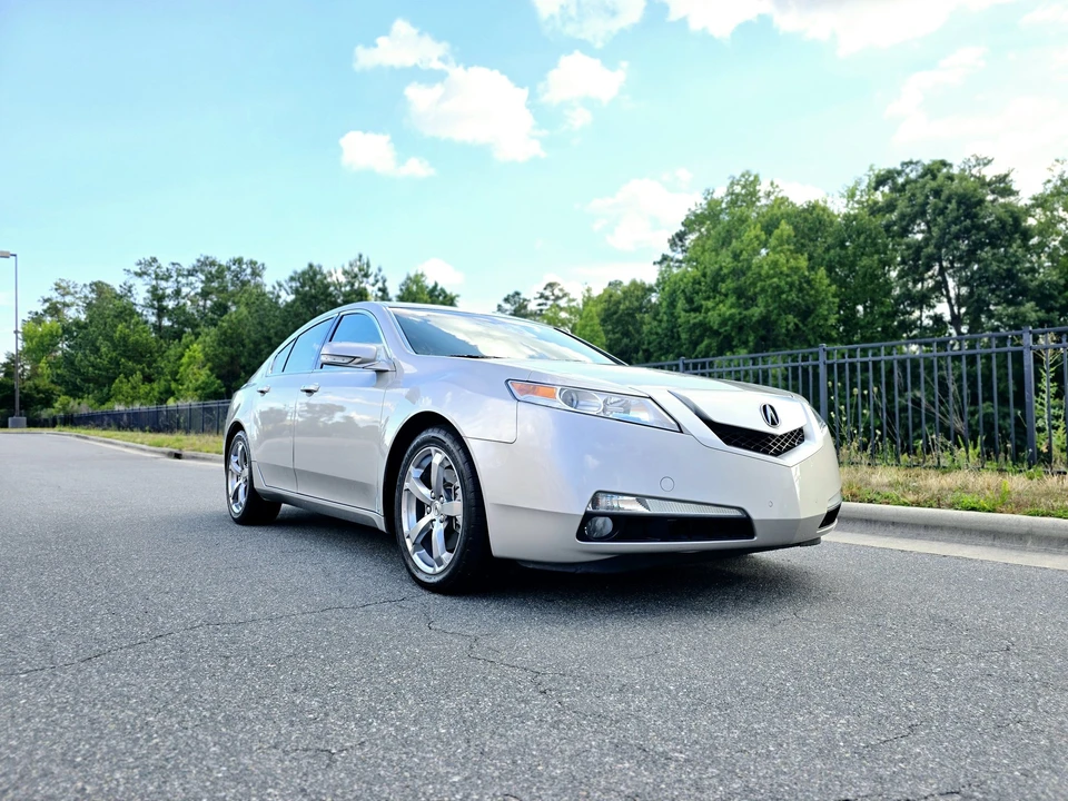 2010 Acura TL 4th Gen - Image 19 of 31