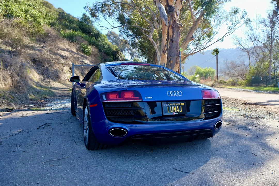 2010 Audi 42 R8 - Image 27 of 31