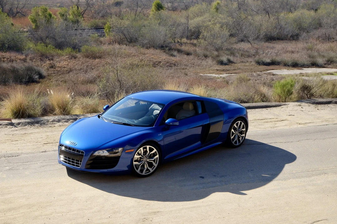 2010 Audi 42 R8 - Image 7 of 31