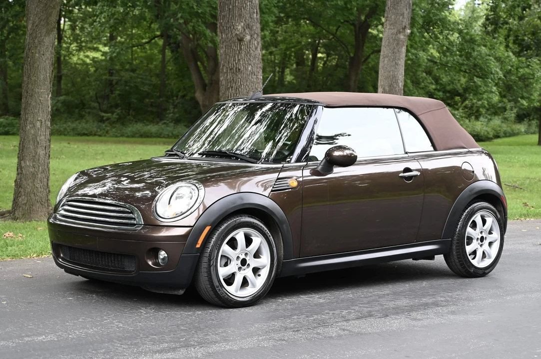 2010 Mini Mini 2nd Gen - Image 10 of 31