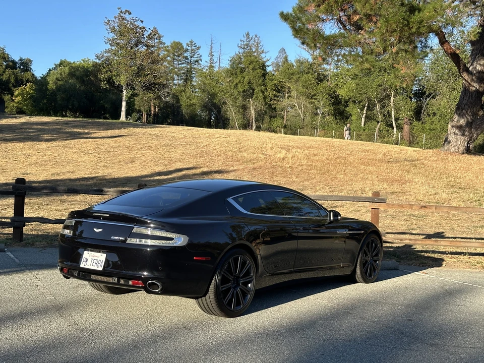 2011 Aston Martin Rapide - Image 12 of 31