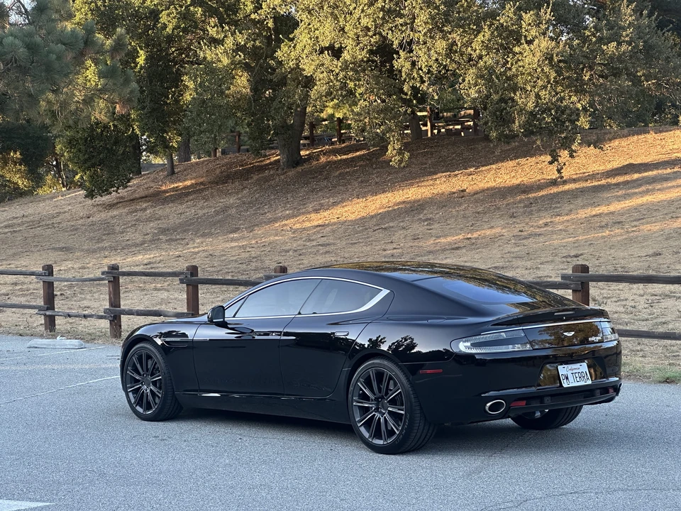 2011 Aston Martin Rapide - Image 8 of 31