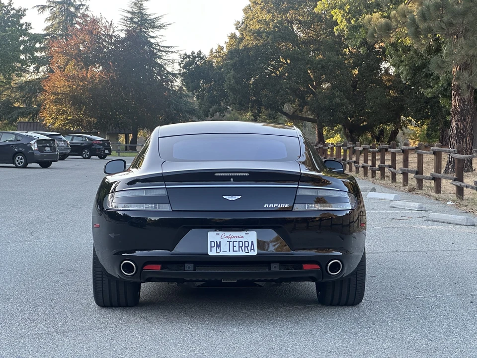 2011 Aston Martin Rapide - Image 11 of 31