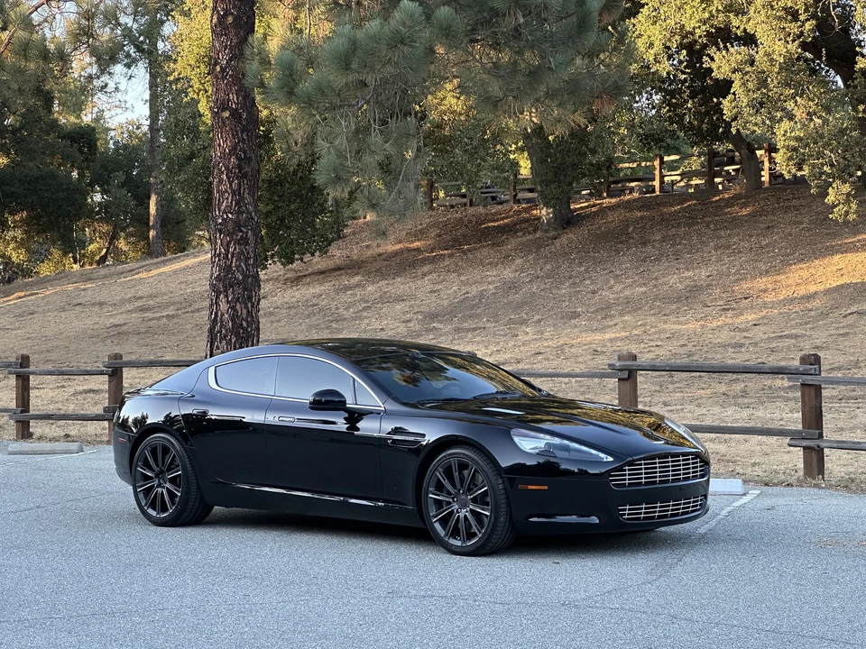 2011 Aston Martin Rapide - Image 16 of 31