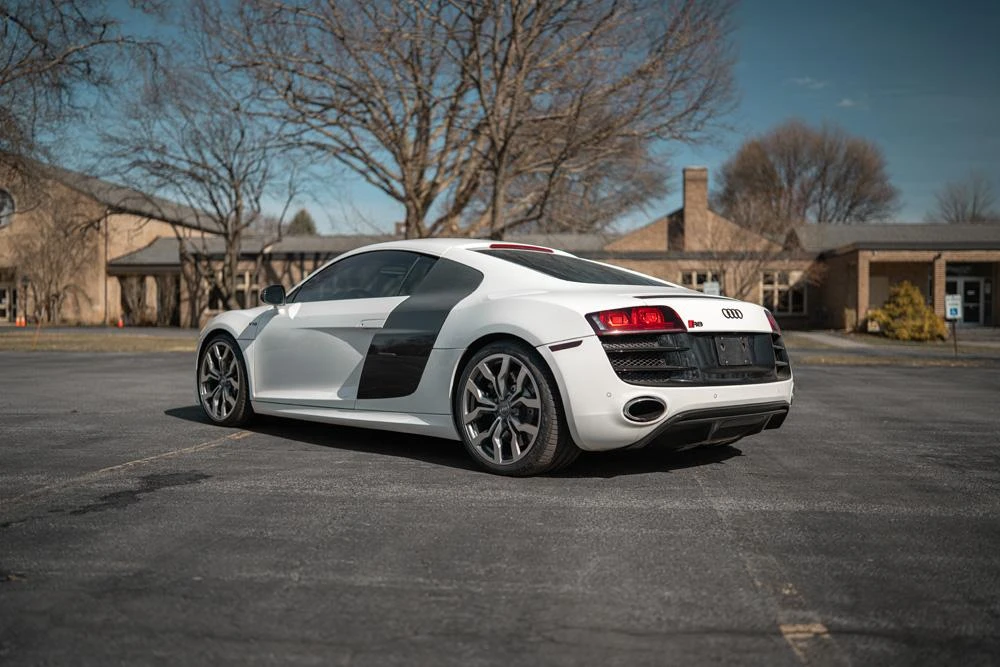 2011 Audi 42 R8 - Image 4 of 31