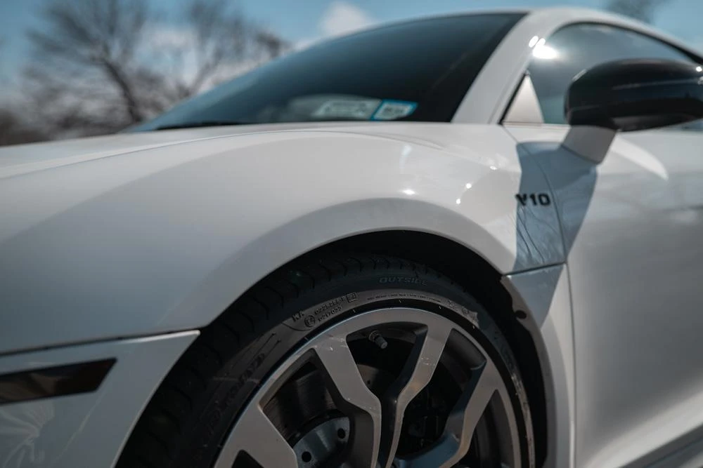 2011 Audi 42 R8 - Image 18 of 31