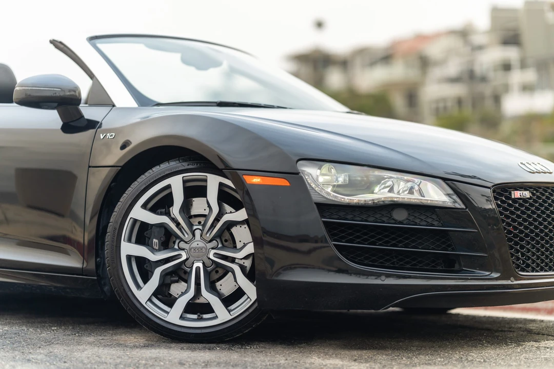 2011 Audi 42 R8 - Image 23 of 31