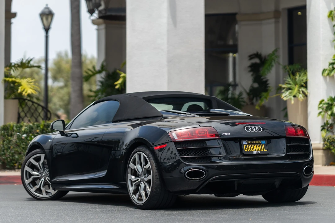 2011 Audi 42 R8 - Image 8 of 31