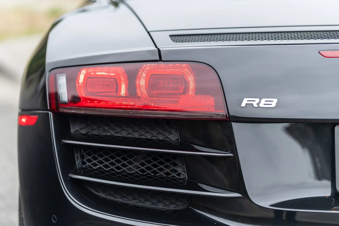 2011 Audi 42 R8 - Image 20 of 31
