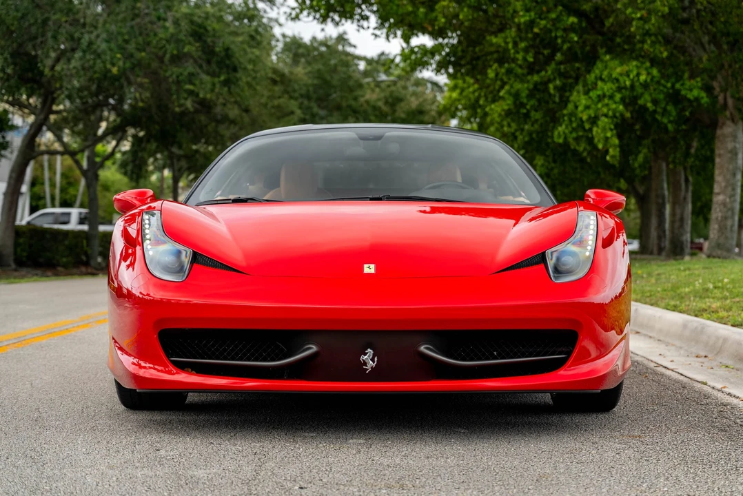 2011 Ferrari 458 Italia - Image 14 of 31
