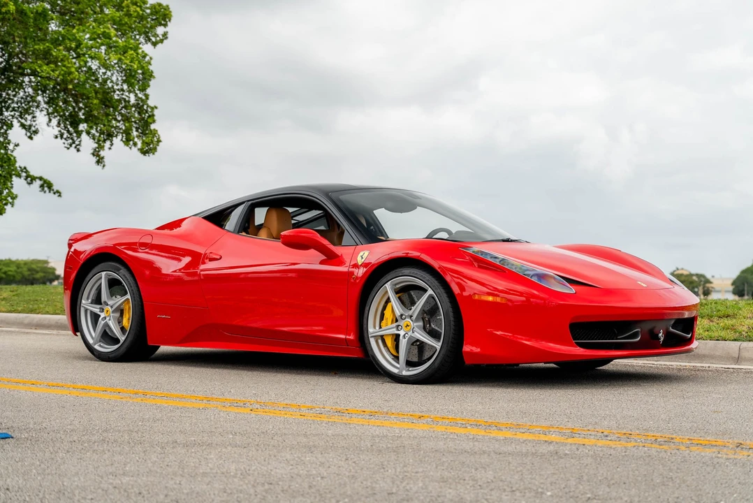 2011 Ferrari 458 Italia - Image 9 of 31