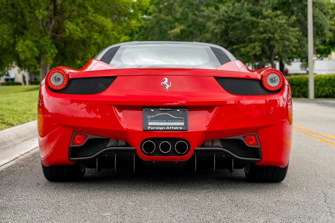 2011 Ferrari 458 Italia - Image 6 of 31
