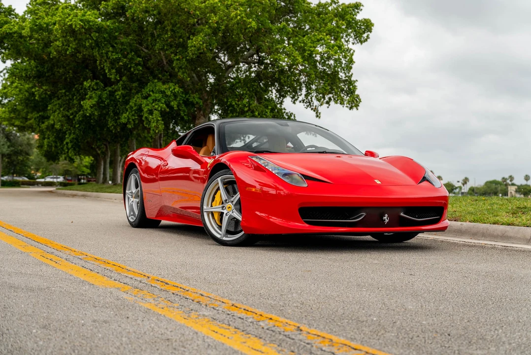 2011 Ferrari 458 Italia - Image 13 of 31