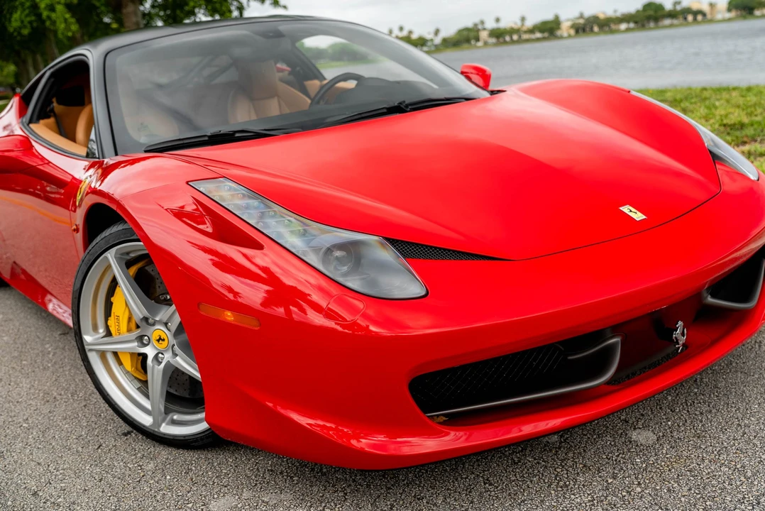 2011 Ferrari 458 Italia - Image 16 of 31