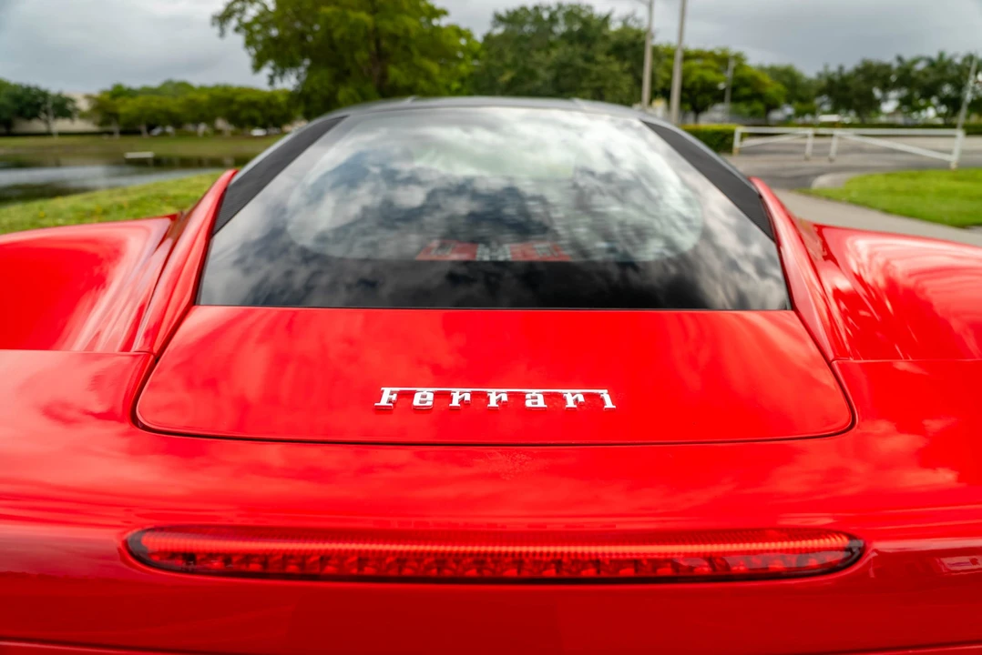 2011 Ferrari 458 Italia - Image 27 of 31