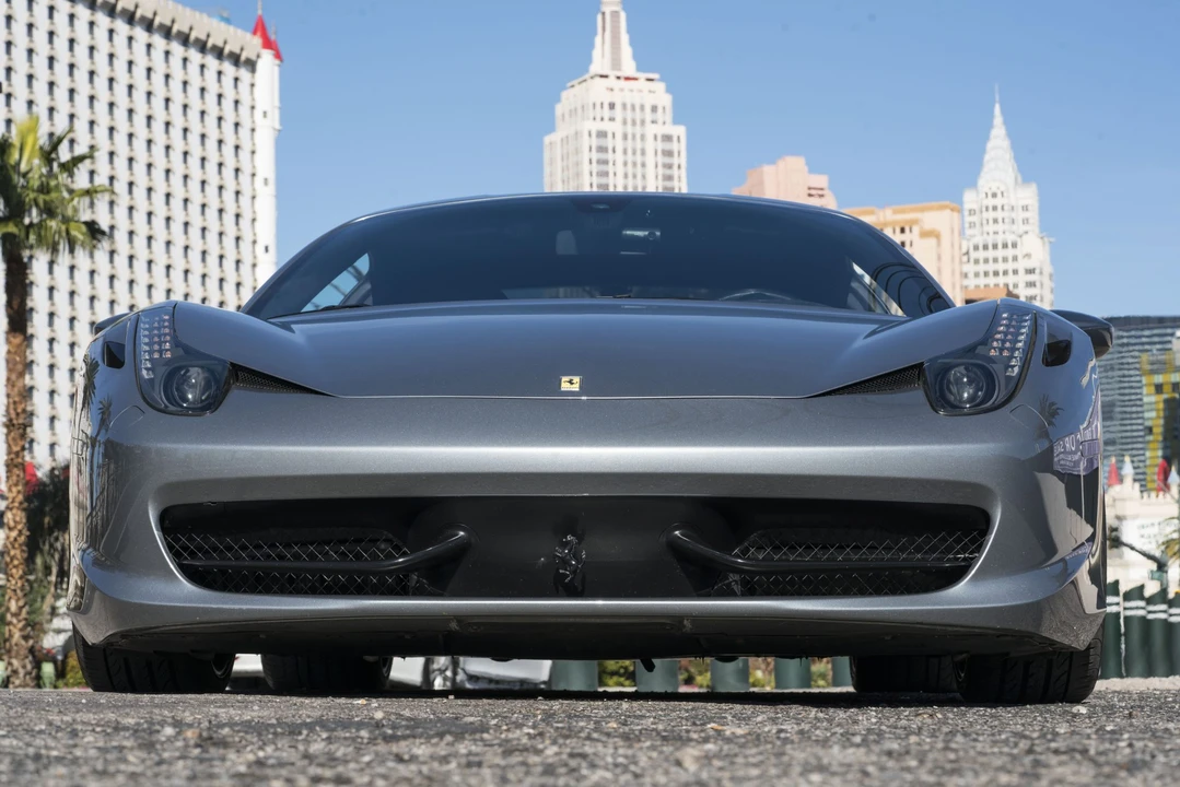 2011 Ferrari 458 Italia - Image 25 of 31