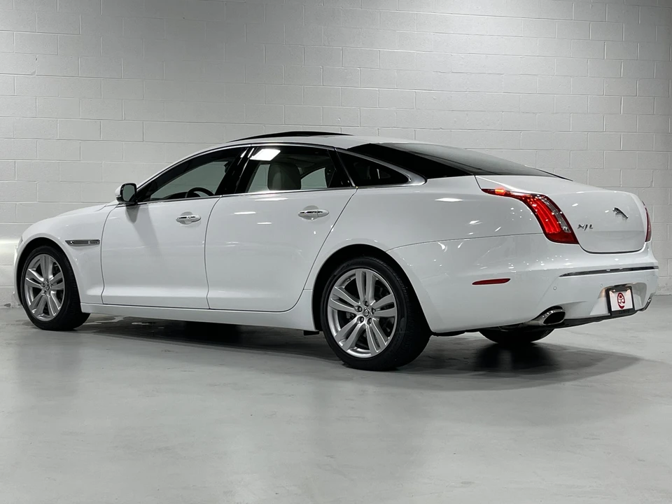 2011 Jaguar X351 XJ - Image 12 of 31