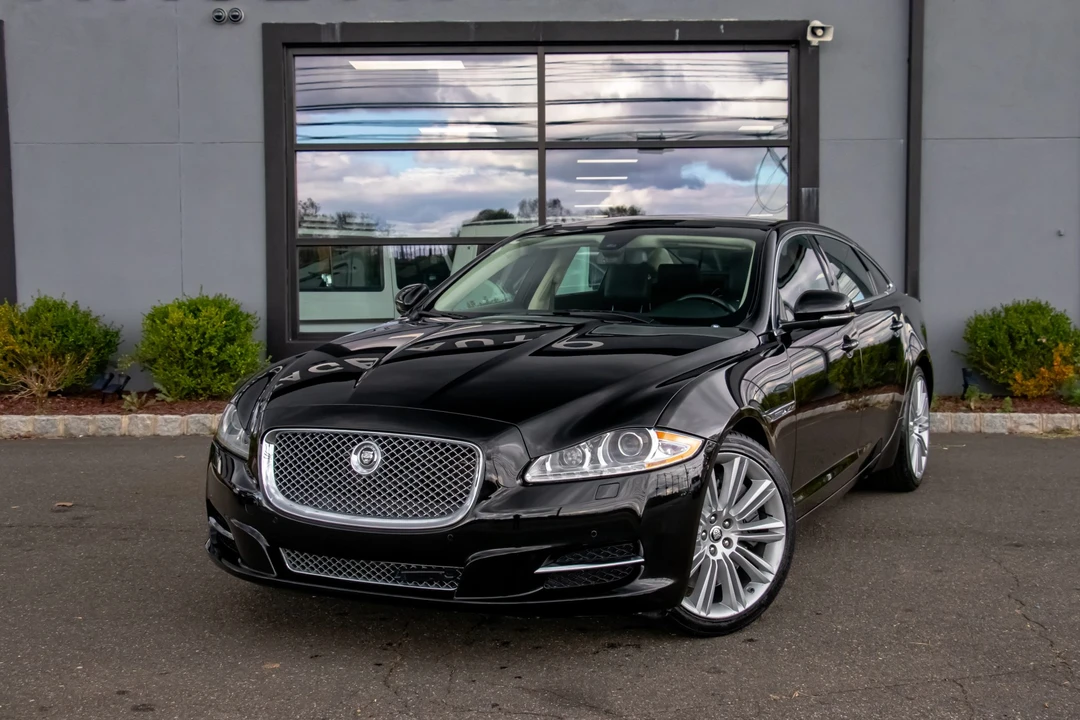2011 Jaguar X351 XJ - Image 3 of 31