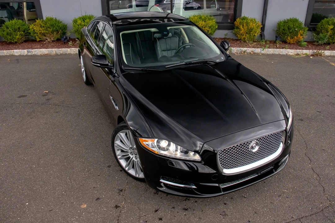 2011 Jaguar X351 XJ - Image 16 of 31