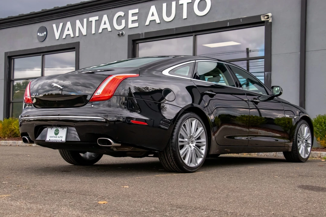 2011 Jaguar X351 XJ - Image 11 of 31
