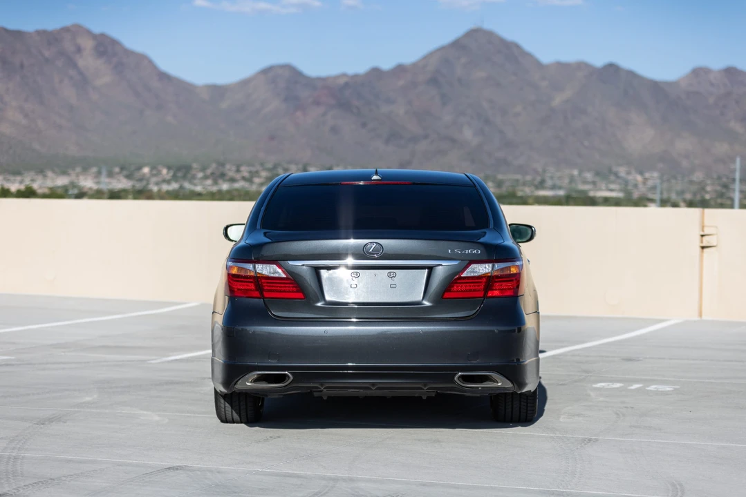 2011 Lexus LS 4th Gen - Image 5 of 31