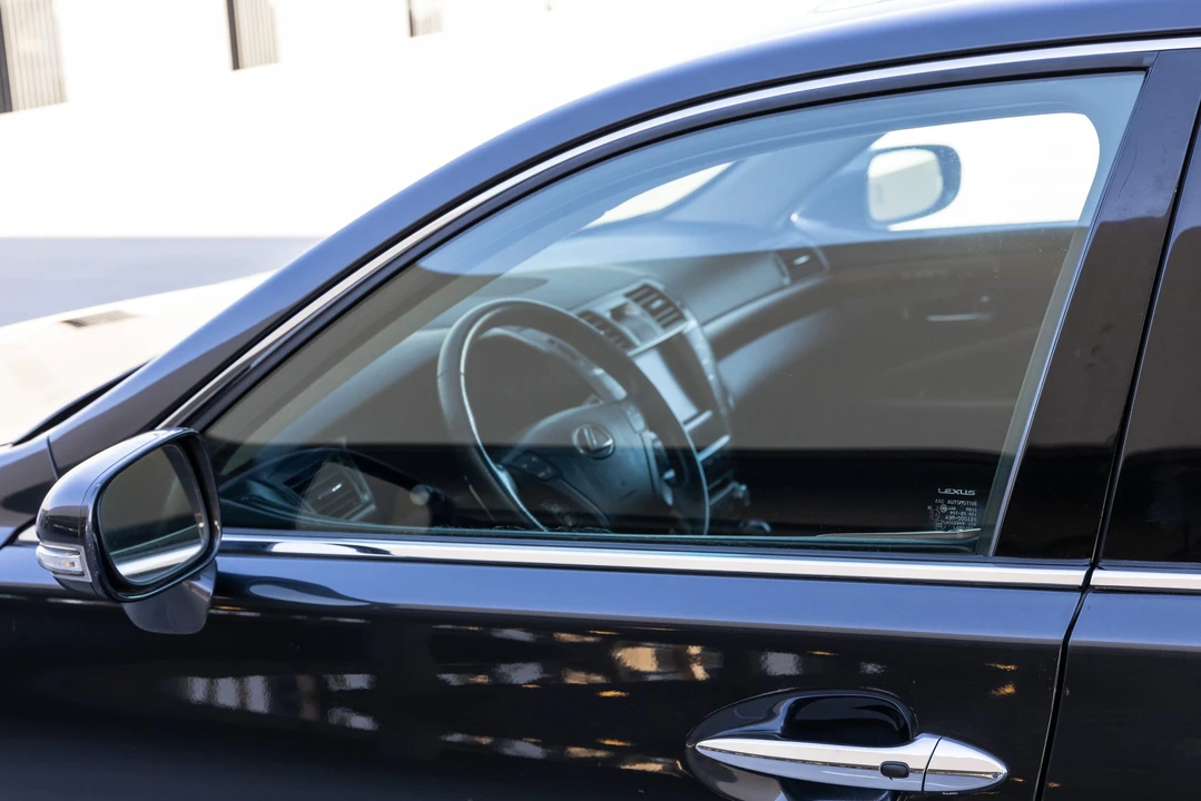 2011 Lexus LS 4th Gen - Image 22 of 31