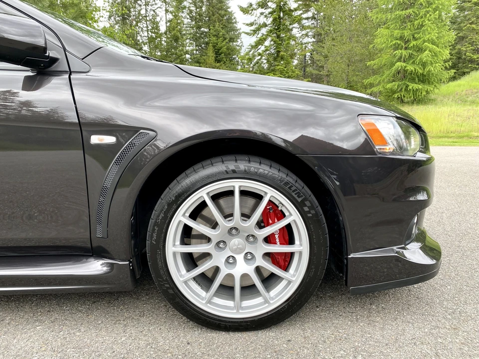 2011 Mitsubishi Lancer Evolution X 9th Gen - Image 18 of 31