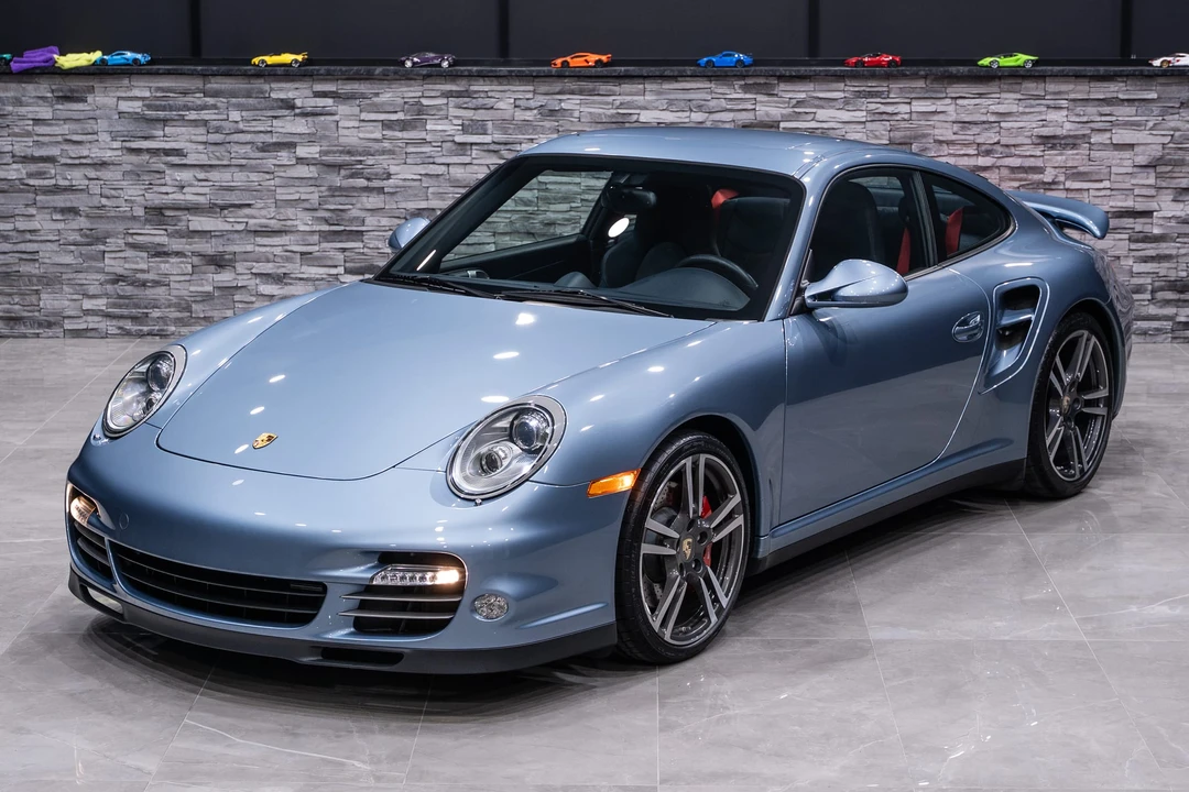 2011 Porsche 997 Turbo - Image 9 of 31