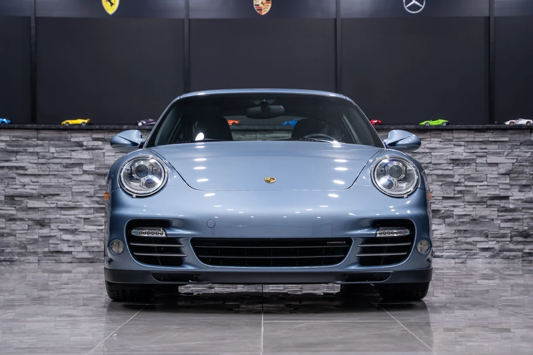 2011 Porsche 997 Turbo - Image 15 of 31