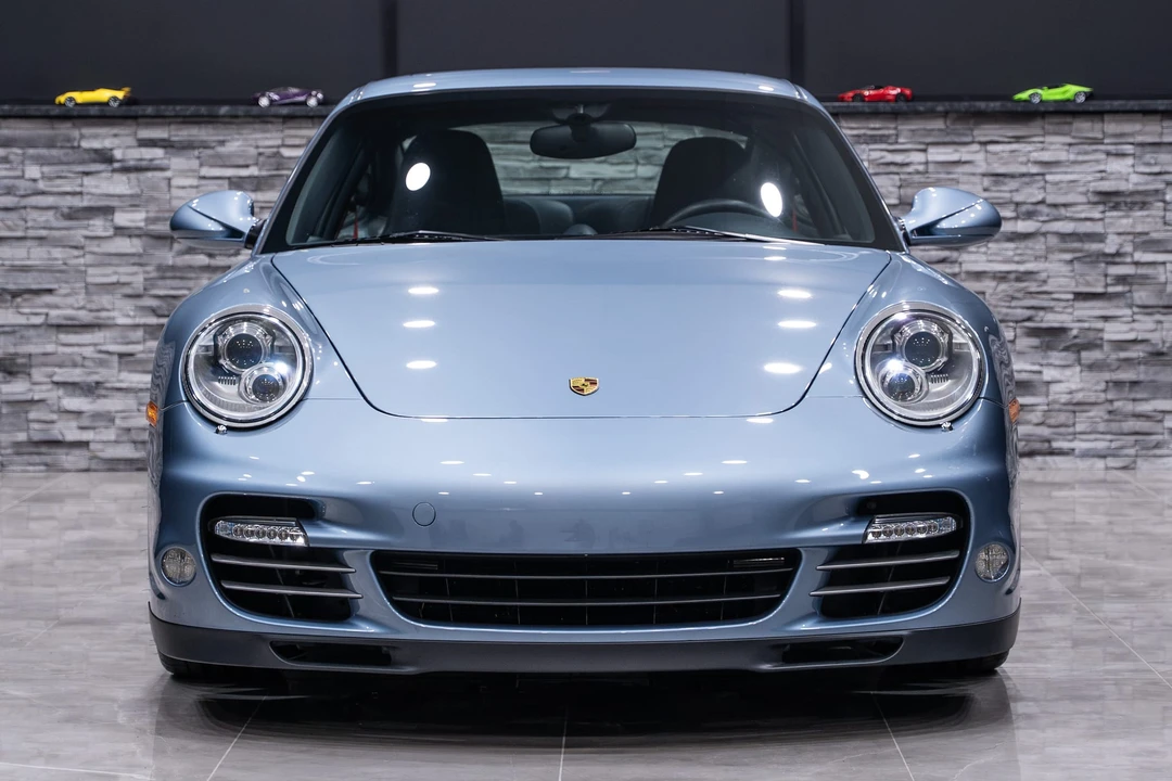 2011 Porsche 997 Turbo - Image 19 of 31