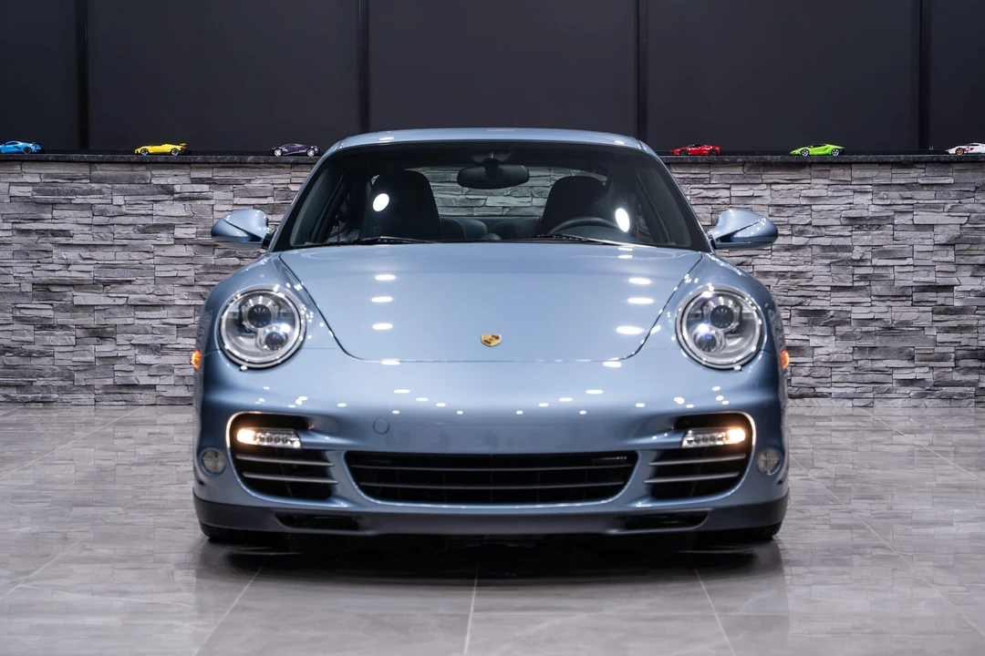 2011 Porsche 997 Turbo - Image 22 of 31