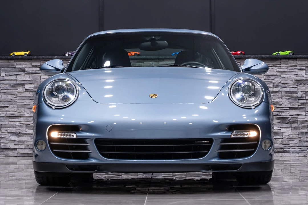 2011 Porsche 997 Turbo - Image 24 of 31