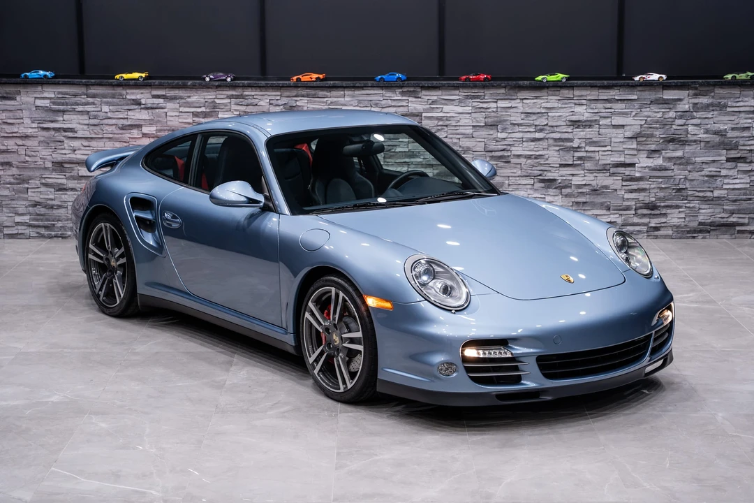 2011 Porsche 997 Turbo - Image 27 of 31