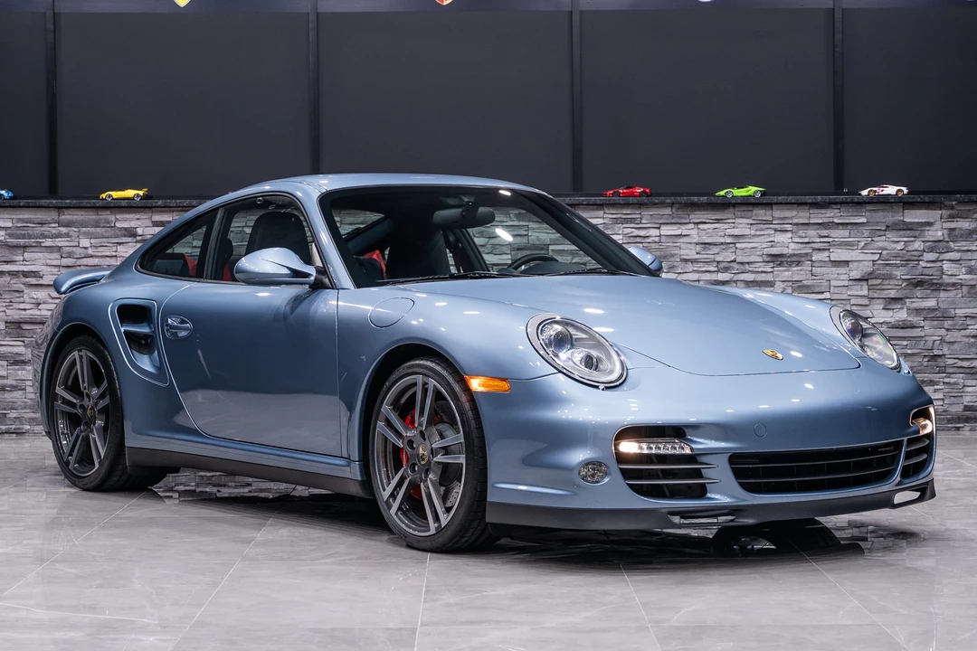 2011 Porsche 997 Turbo - Image 30 of 31