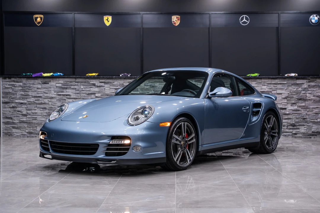 2011 Porsche 997 Turbo - Image 11 of 31