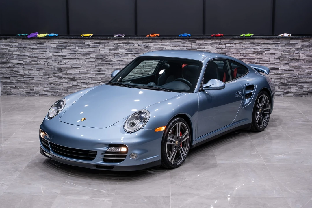 2011 Porsche 997 Turbo - Image 13 of 31