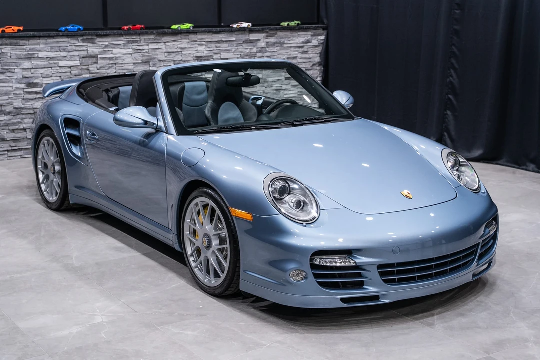 2011 Porsche 997 Turbo S - Image 24 of 31
