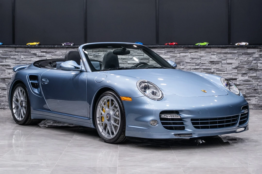 2011 Porsche 997 Turbo S - Image 22 of 31