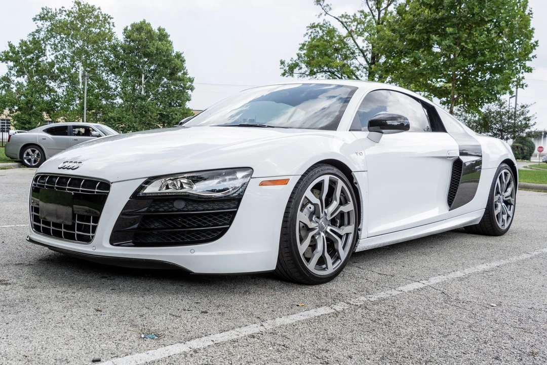 2012 Audi 42 R8 - Image 2 of 31