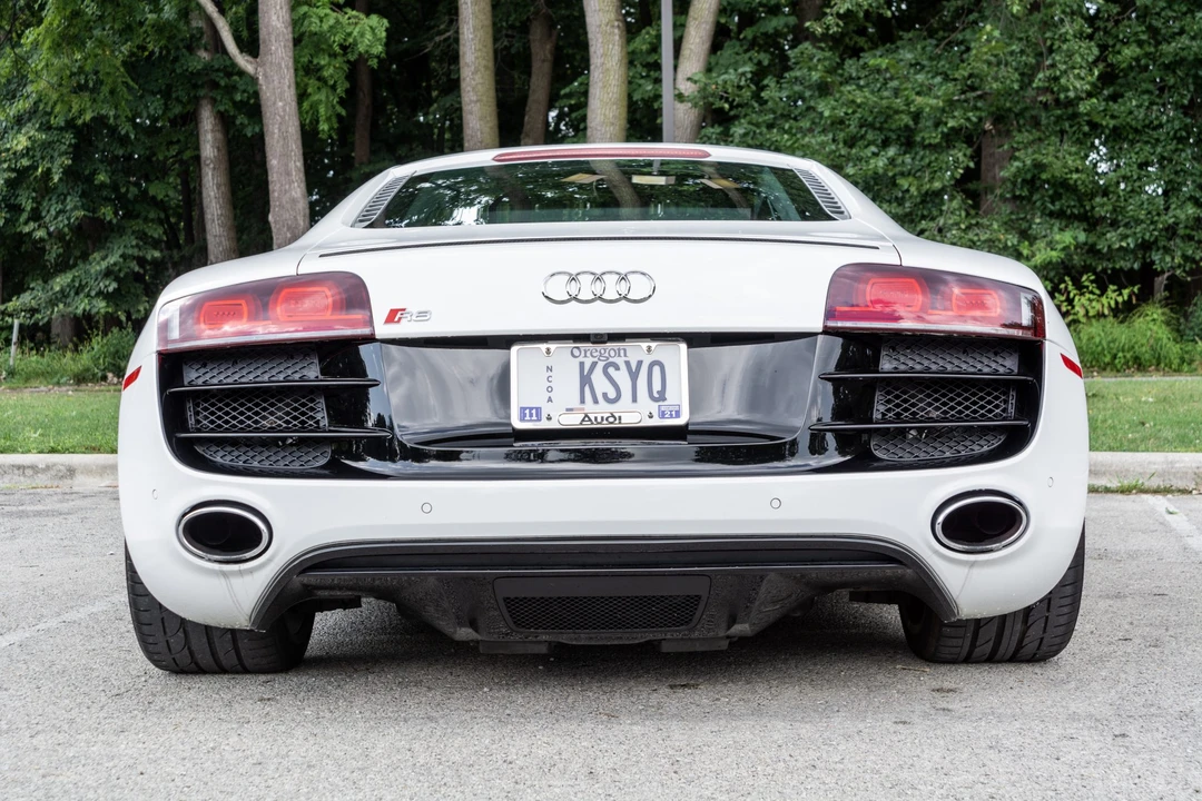 2012 Audi 42 R8 - Image 8 of 31