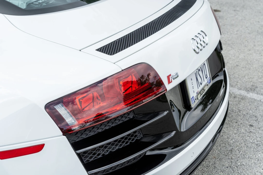 2012 Audi 42 R8 - Image 15 of 31