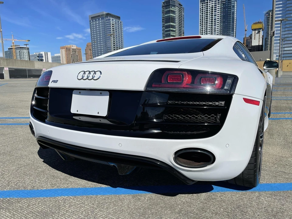 2012 Audi 42 R8 - Image 14 of 31