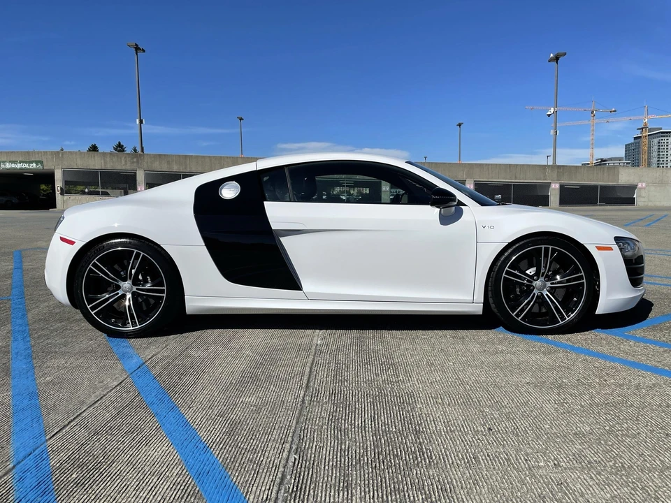 2012 Audi 42 R8 - Image 18 of 31
