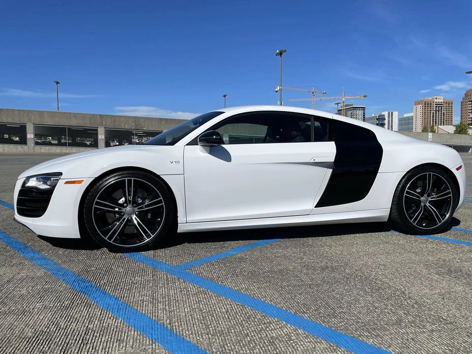 2012 Audi 42 R8 - Image 6 of 31