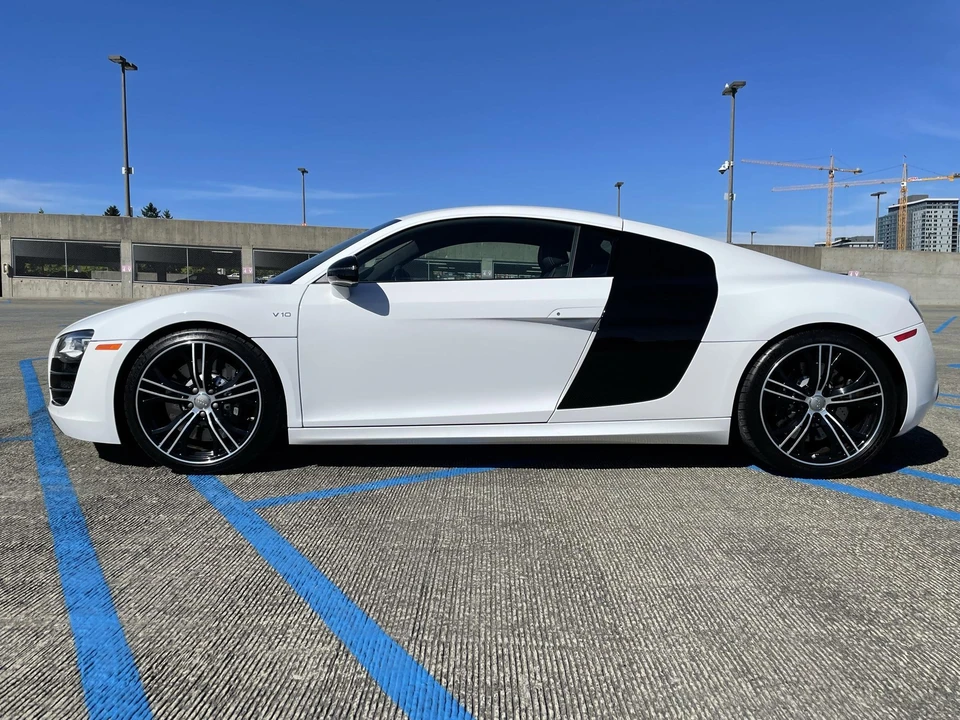 2012 Audi 42 R8 - Image 7 of 31