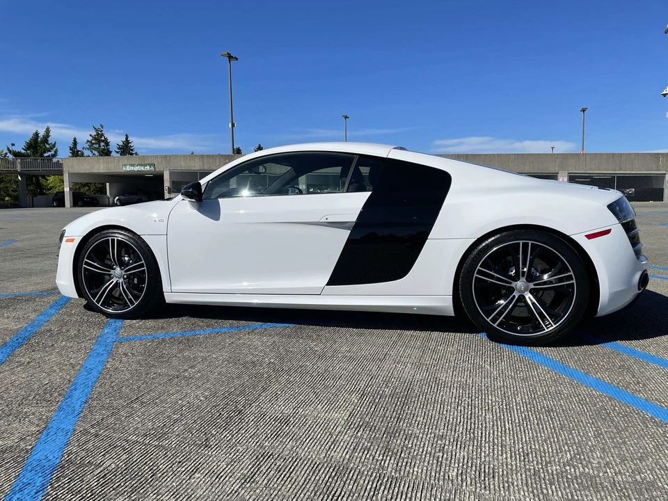 2012 Audi 42 R8 - Image 8 of 31