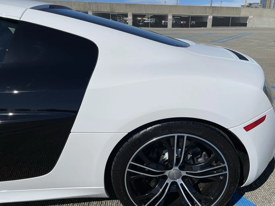 2012 Audi 42 R8 - Image 27 of 31