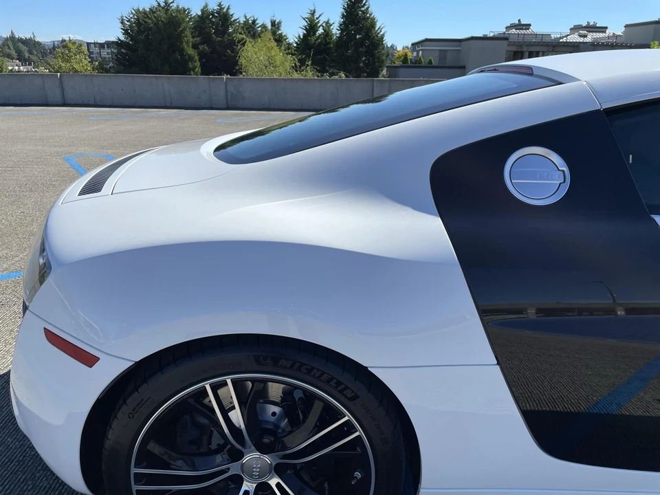2012 Audi 42 R8 - Image 28 of 31