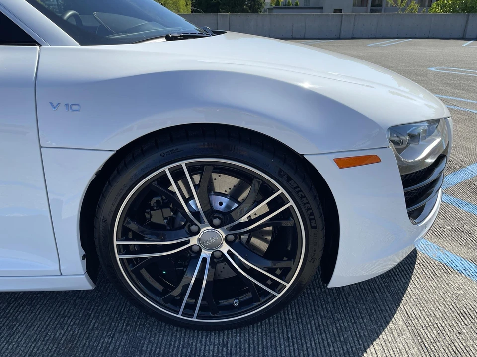 2012 Audi 42 R8 - Image 30 of 31