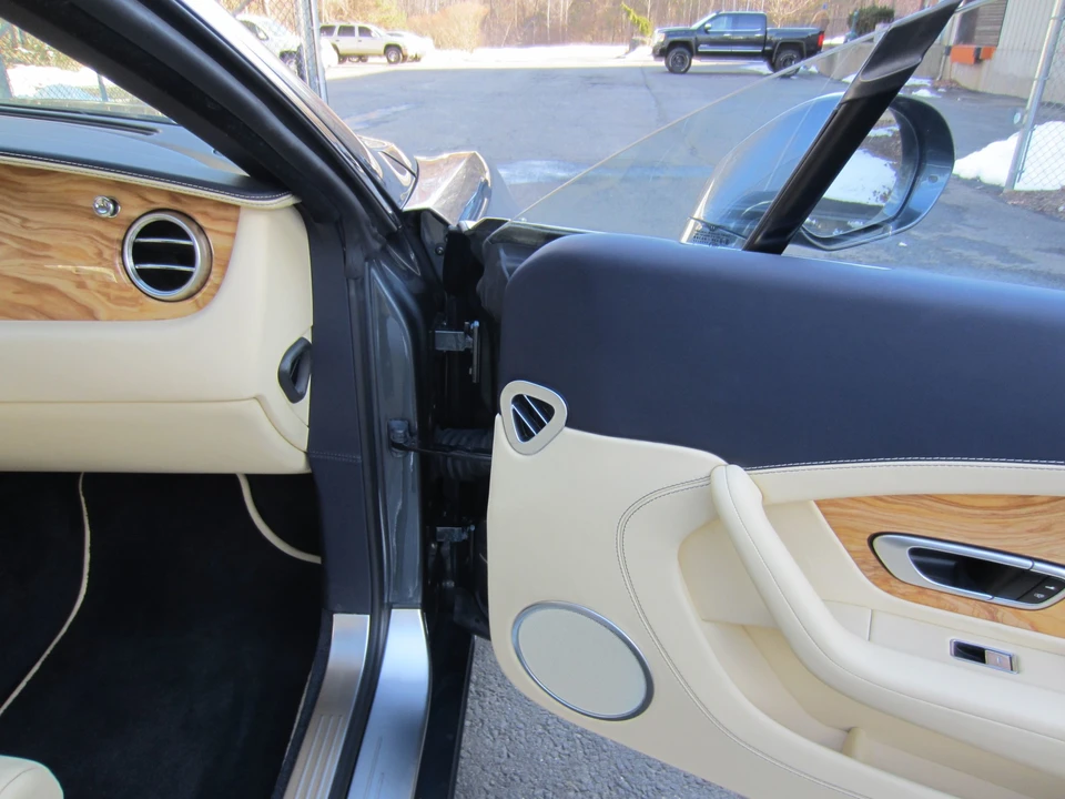 2012 Bentley Continental GT 2nd Gen - Image 25 of 31
